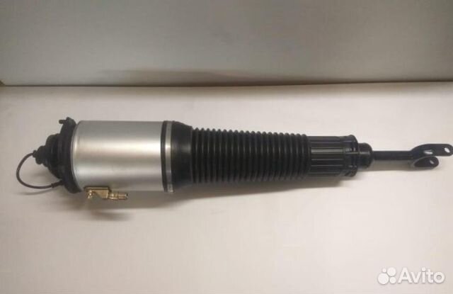 Пневмостойка Audi A8D3 передняя левая