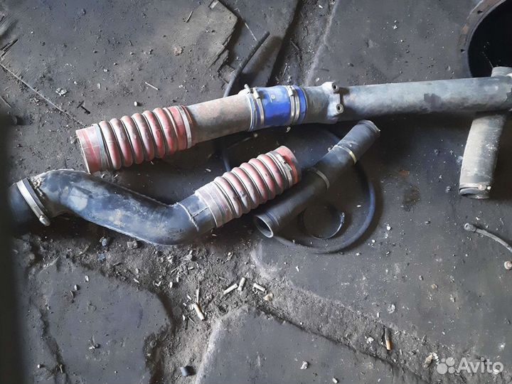 Патрубки на интеркуллер ямз 236