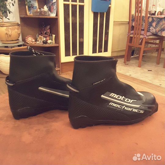 Лыжные ботинки Motor Mechanics comfort 37 размер