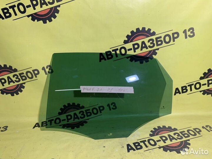 Стекло двери заднее левое Volkswagen Polo 5