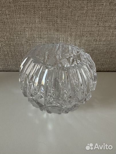 Хрустальная ваза шар