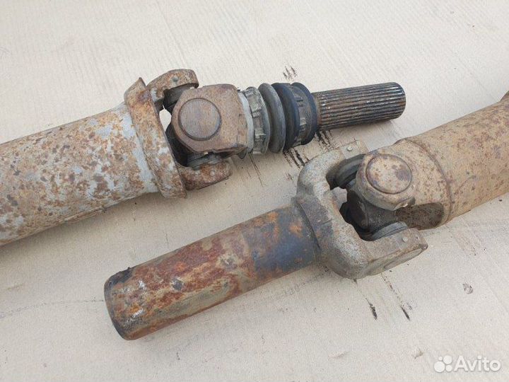 Карданный вал Chevrolet Tahoe GMT900 LY5 2008