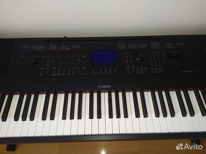 Цифровое пианино синтезатор yamaha DGX-660