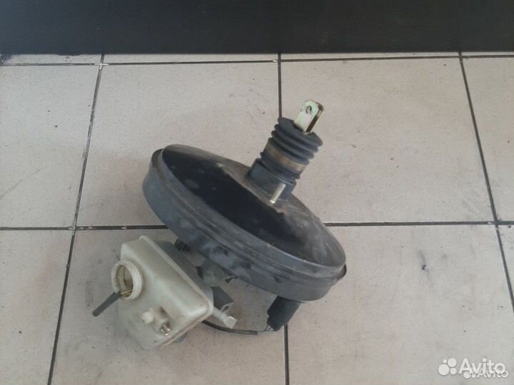 Тормозной вакуум Mercedes-Benz W210