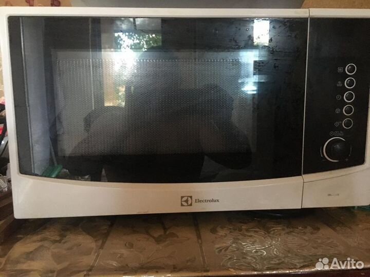 Микроволновая печь electrolux