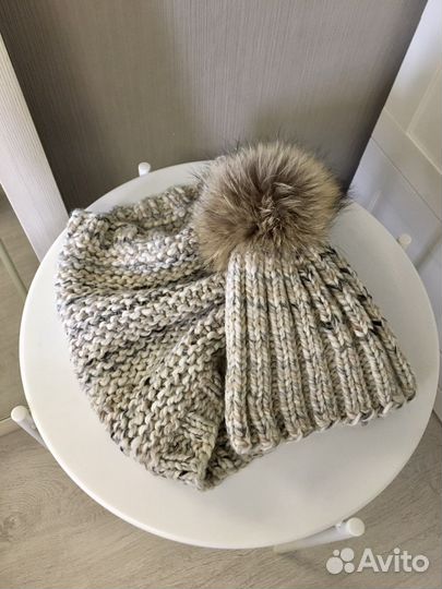 Новый вязанный комплект шапка снуд