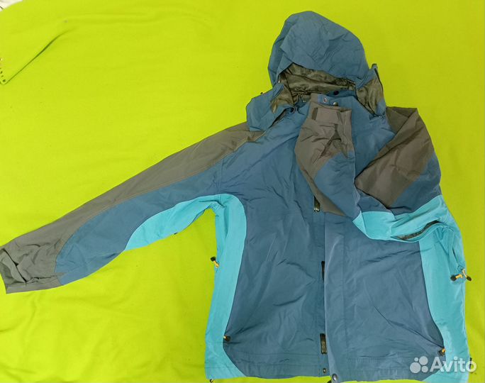 Мужская спортивная ветровка