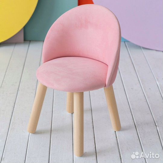 Детский мягкий стульчик и столик