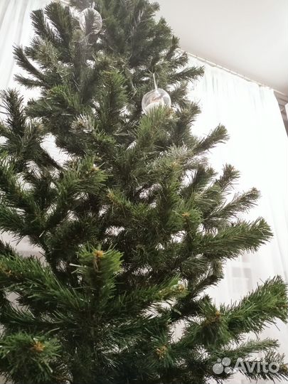 Елка искусственная 220 бу