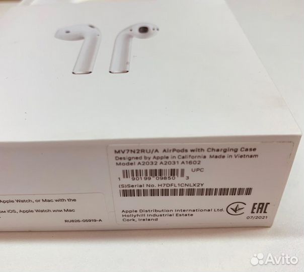 Наушники Apple AirPods 2 Charging Case (MV7N2RU/A)