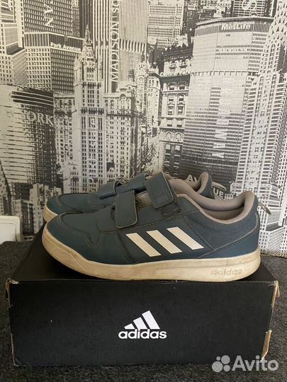 Кроссовки adidas