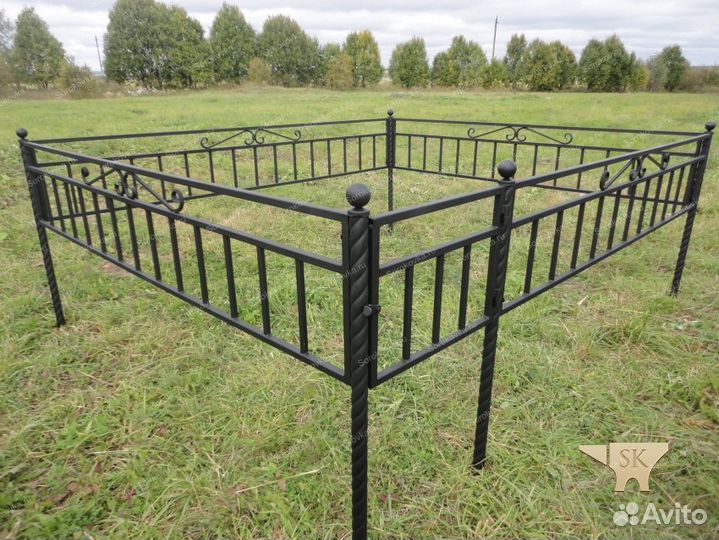 Оградки ритуальные