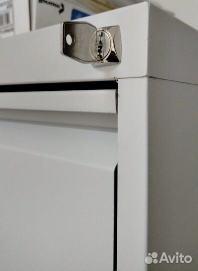 Шкаф картотечный шк-5 rommel с замком