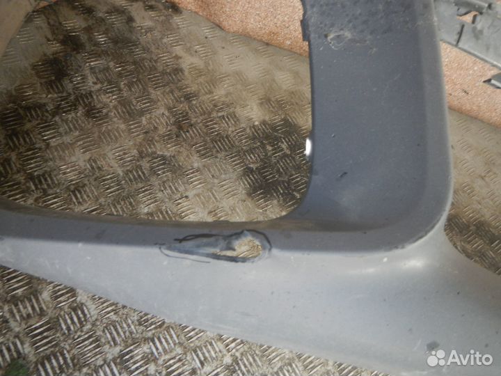 Бампер передний BMW 7-Series