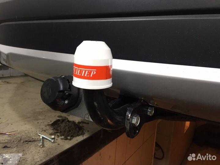 Фаркоп Mitsubishi Outlander c 2012г