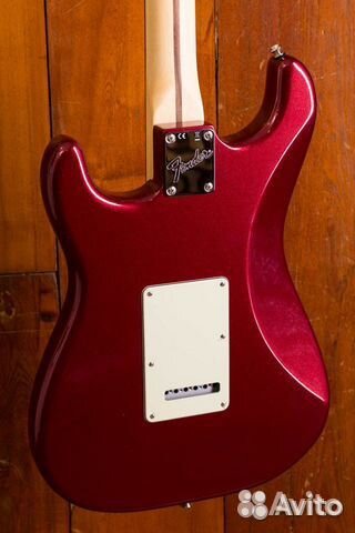 Fender American Performer Stratocaster HSS Aubergi