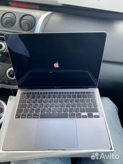 Apple macbook pro 13 2020 m1 8gb 256gb