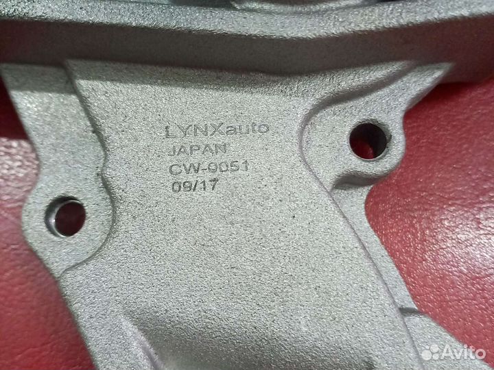 Насос системы охлаждения ford mazda volvo