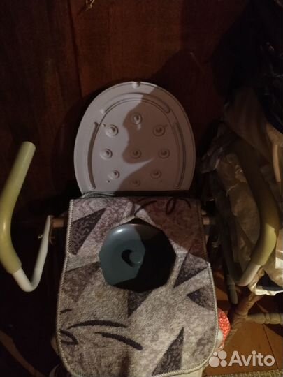 Санитарный стул для инвалида