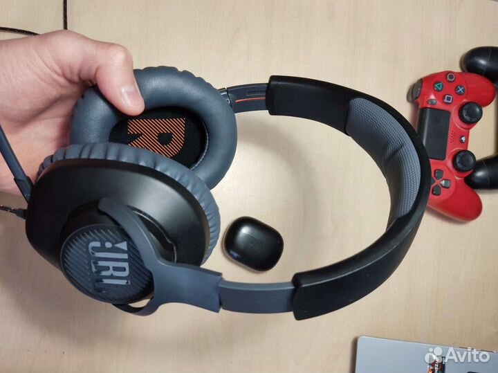 Наушники jbl quantum 100