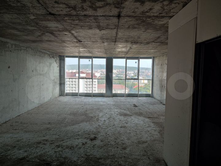 1-к. квартира, 67,3 м², 13/20 эт.