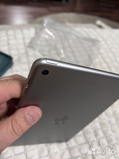 iPad mini 4 128gb
