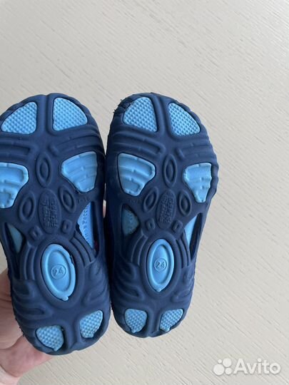 Резиновые сандали 24