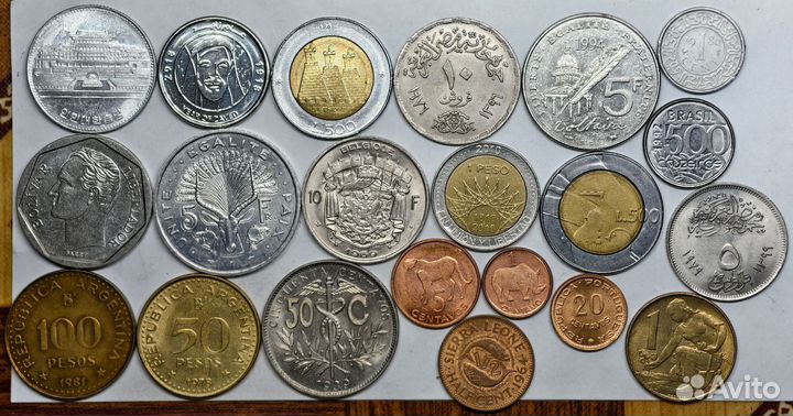 Отборные иностранные монеты 20штук