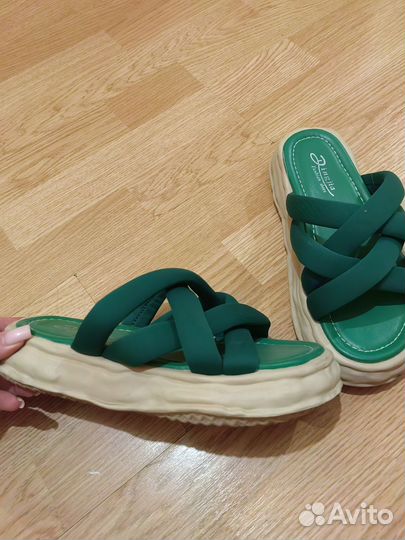 Сланцы женские летние