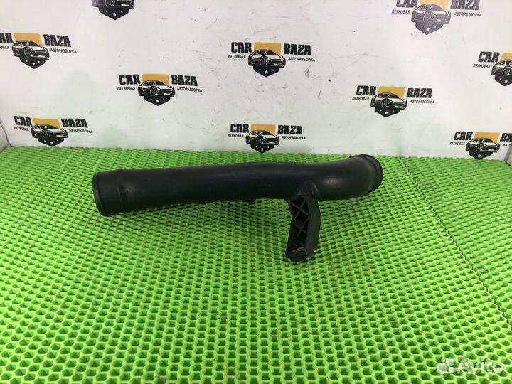 Патрубок интеркулера