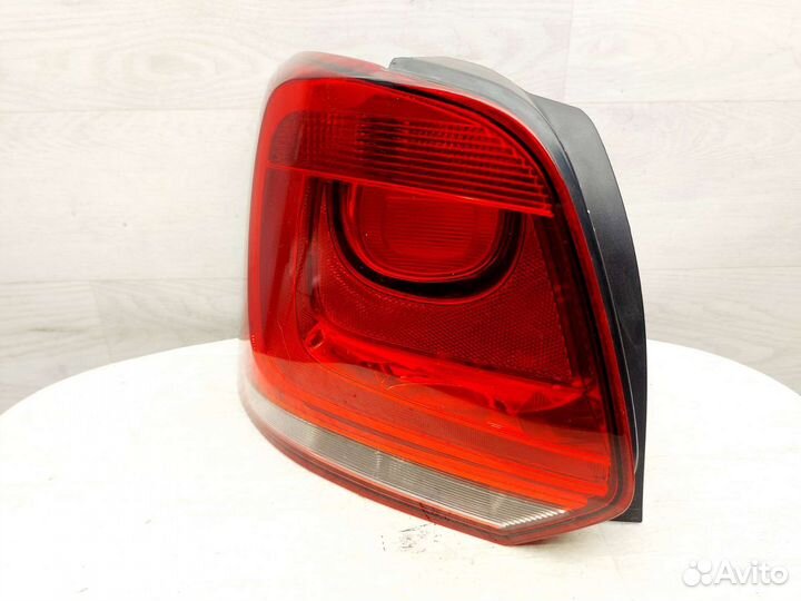 Фонарь задний левый Volkswagen Polo 5. 2009-2015