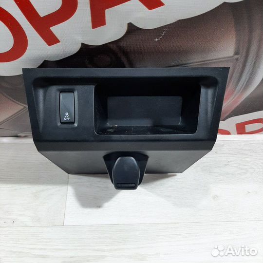 Накладка на торпедо LADA Xray хэтчбек 2017