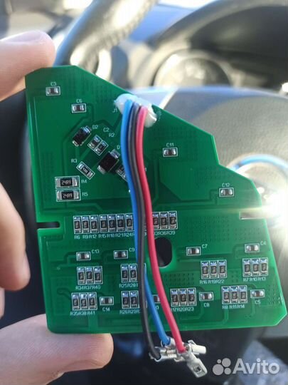 Правая,плата заднего фонаря Nissan Qashqai 2010-14