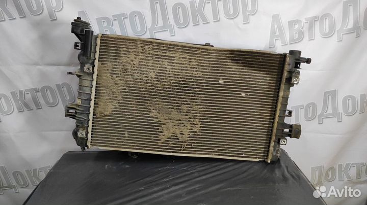 Радиатор основной Opel Astra H