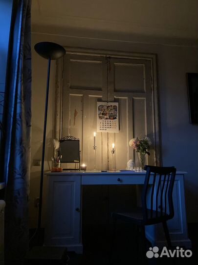 Письменный стол IKEA Лиаторп