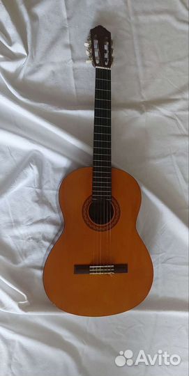 Акустическая гитара yamaha c40