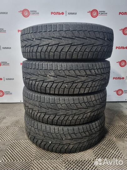 Hankook Winter I'Cept IZ2 215/65 R17 100H