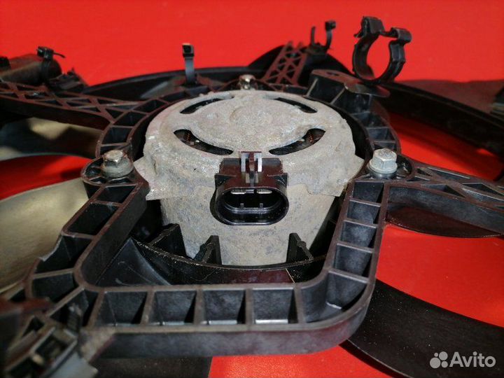 Диффузор радиатора Opel Corsa S07 A14XER 2011