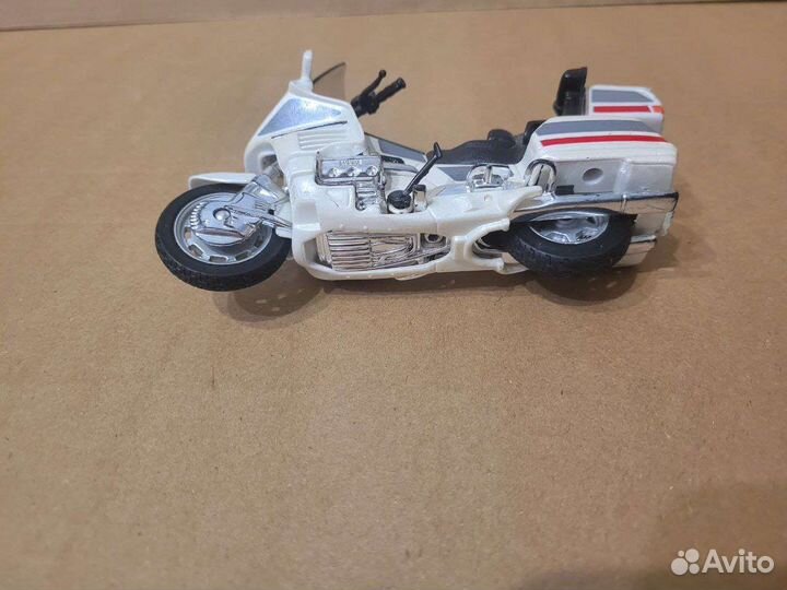 Модель мотоцикла Honda Gold wing