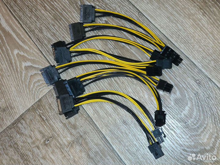 Переходник с Molex на SATA и на PCI-E