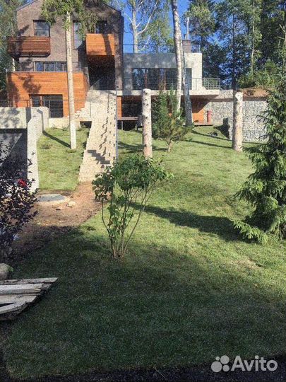 Укладка газона