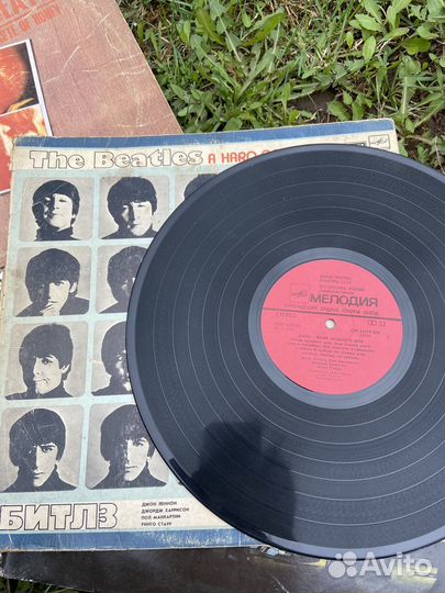 Виниловые пластинки the beatles