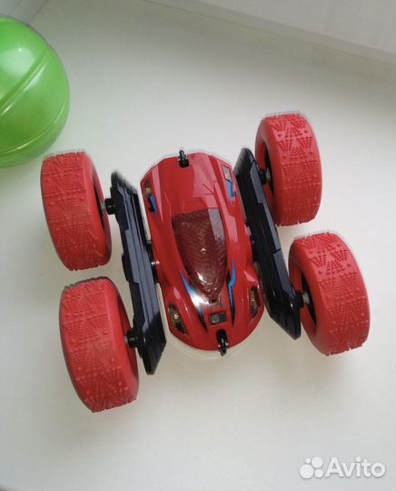 Машинка вездеход-перевертыш