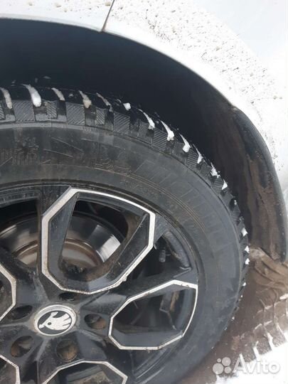 Michelin Latitude X-Ice North 3 205/55 R16 T
