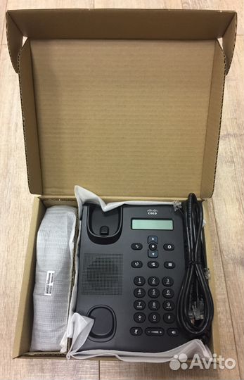 Новые телефоны Cisco CP 3905