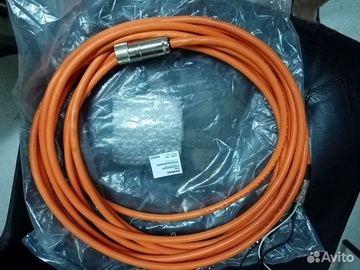 6FX6002-5DA01-1BA0 кабель сименс