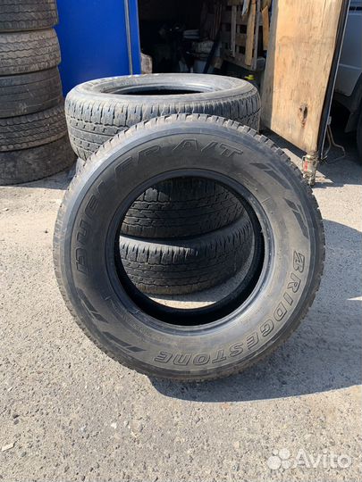 Bridgestone Dueler A/T 265/65 R17