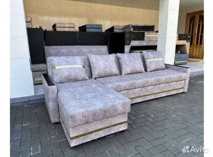 Диван угловой раскладной в наличии