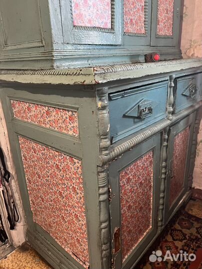 Сервант старинный