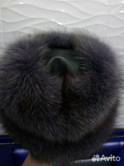 Женские меховые шапки
